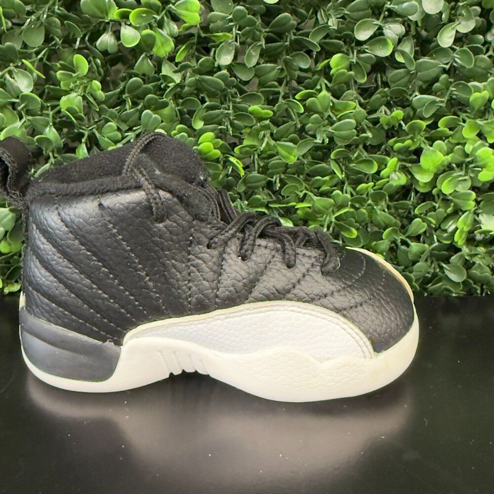 Jordan 12 Retro Playoffs 2022 Toddler Size 6C 850000-006 No Box